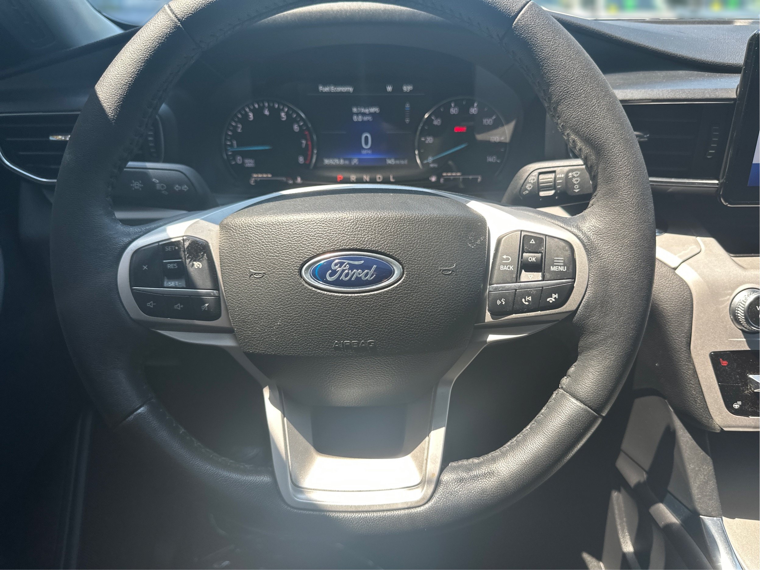 Used 2023 Ford Explorer XLT w/ Equipment Group 202A AWD/4WD image 21