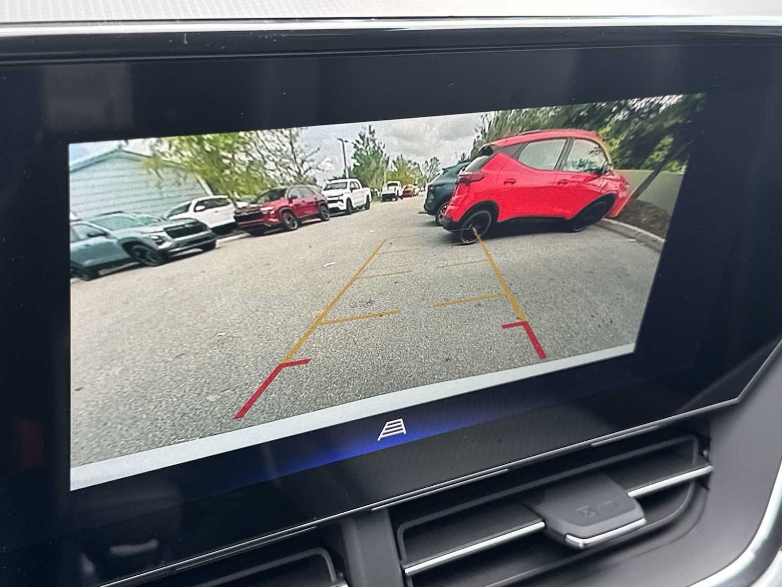New 2026 Chevrolet Trax LT w/ LT Convenience Package FWD image 22