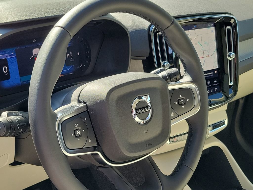New 2026 Volvo XC40 B5 Plus w/ Protection Package Premier AWD/4WD image 8