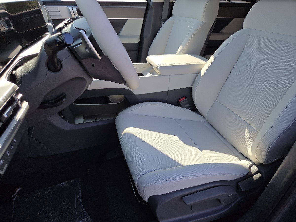New 2027 Hyundai Santa Fe SE AWD/4WD image 27