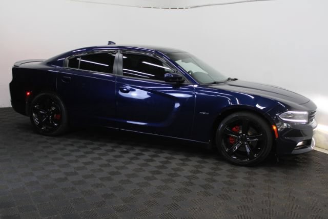 Used 2016 Dodge Charger R/T w/ Driver Confidence Group RWD image 4