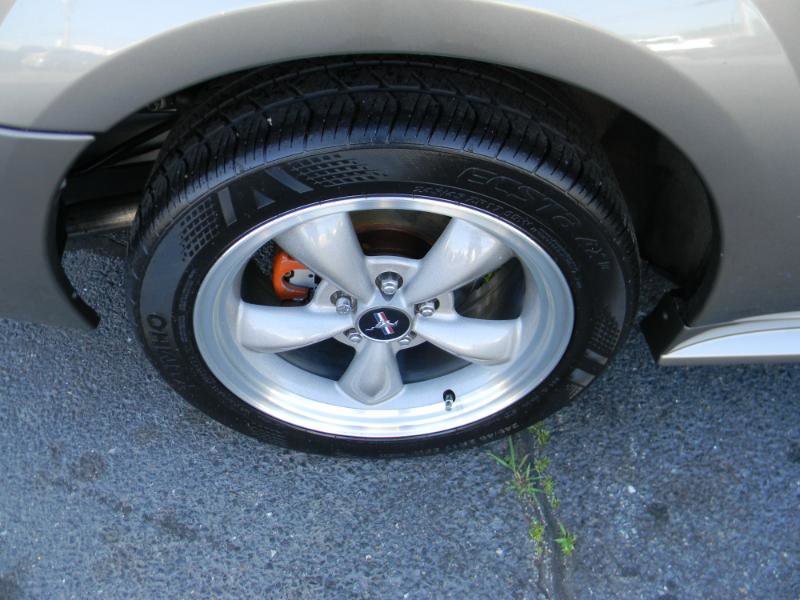 Used 2001 Ford Mustang GT Premium image 23