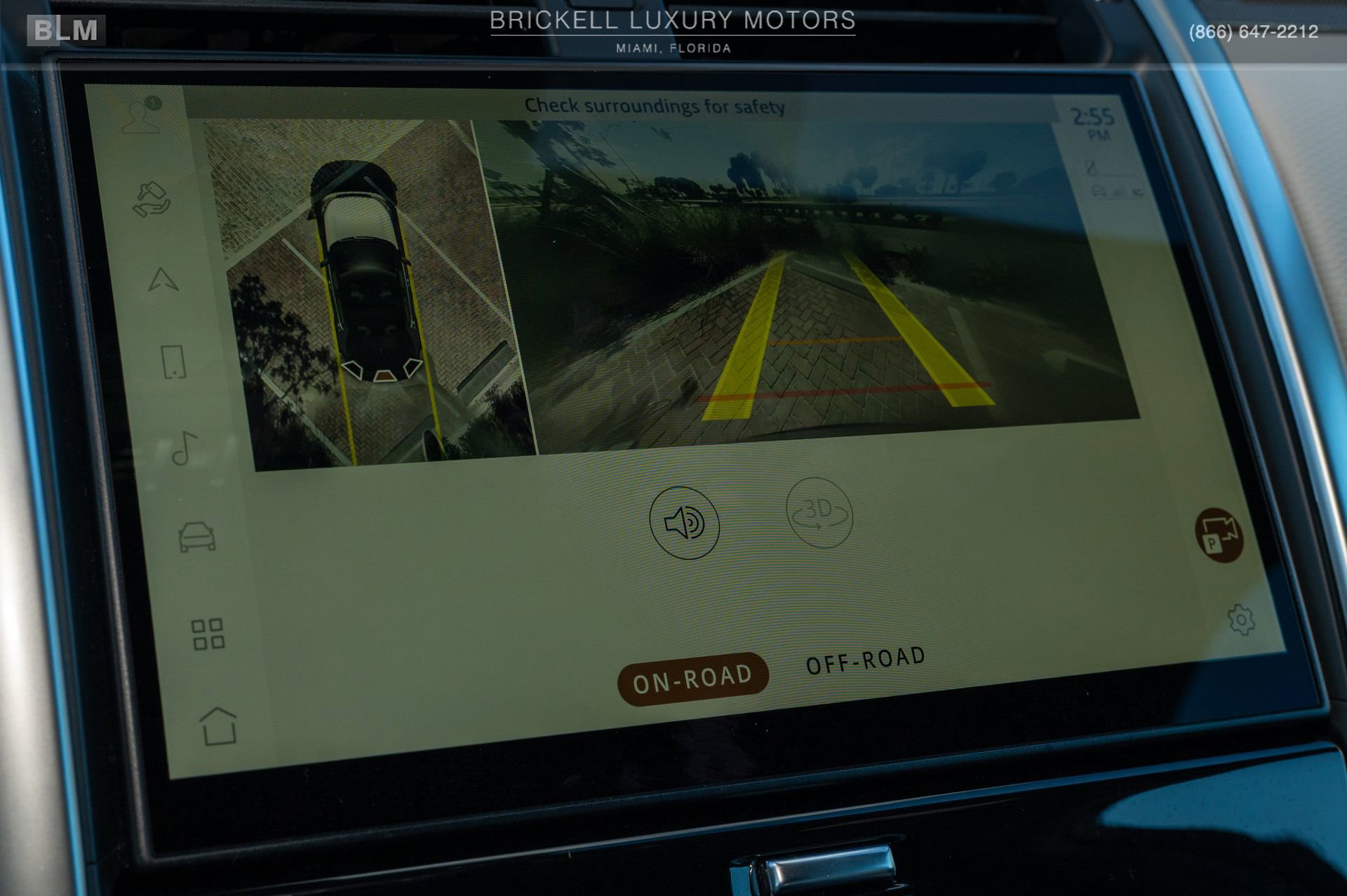 Used 2023 Land Rover Discovery S R-Dynamic image 33