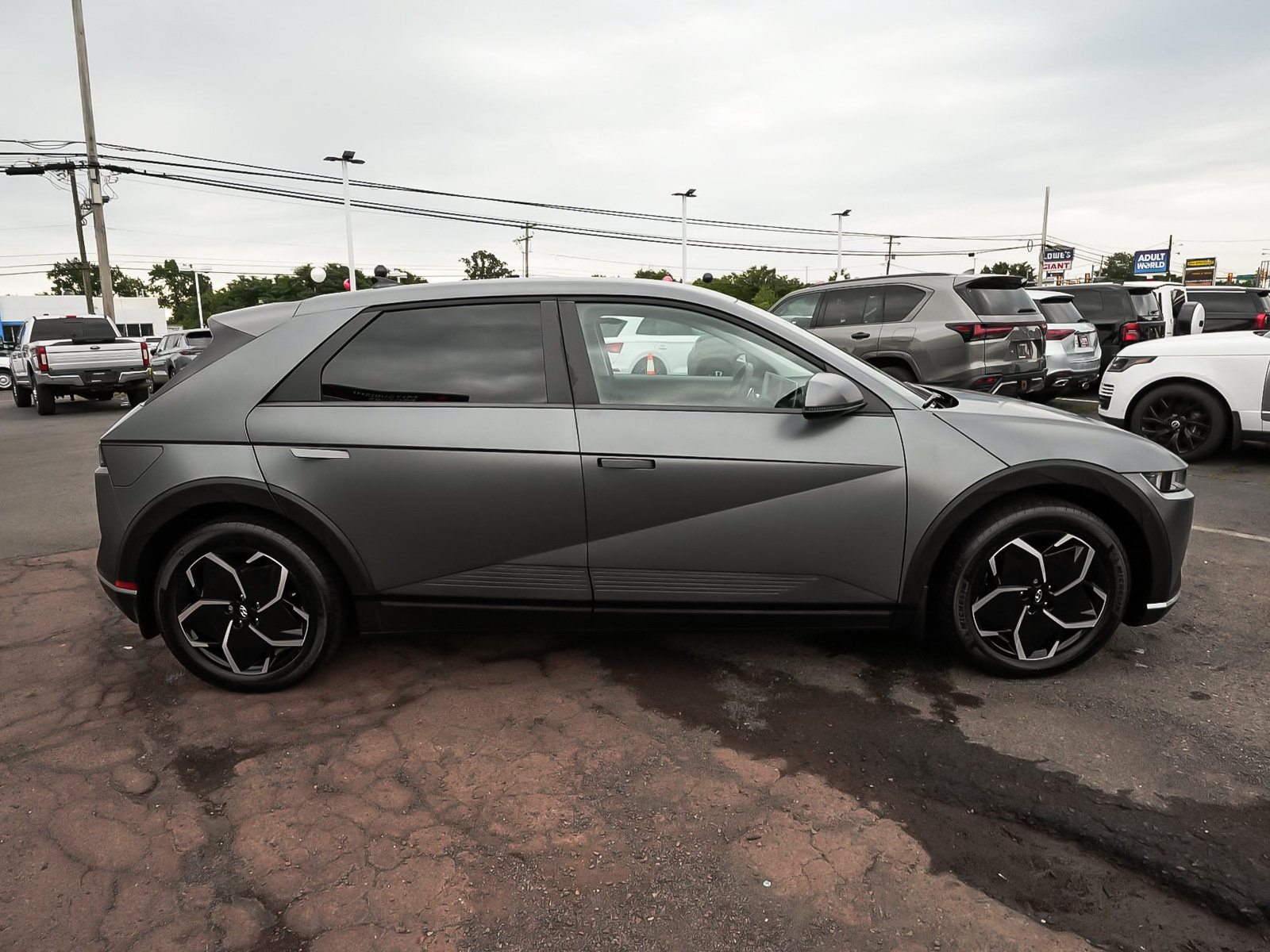 Used 2024 Hyundai Ioniq 5 SEL AWD/4WD image 7