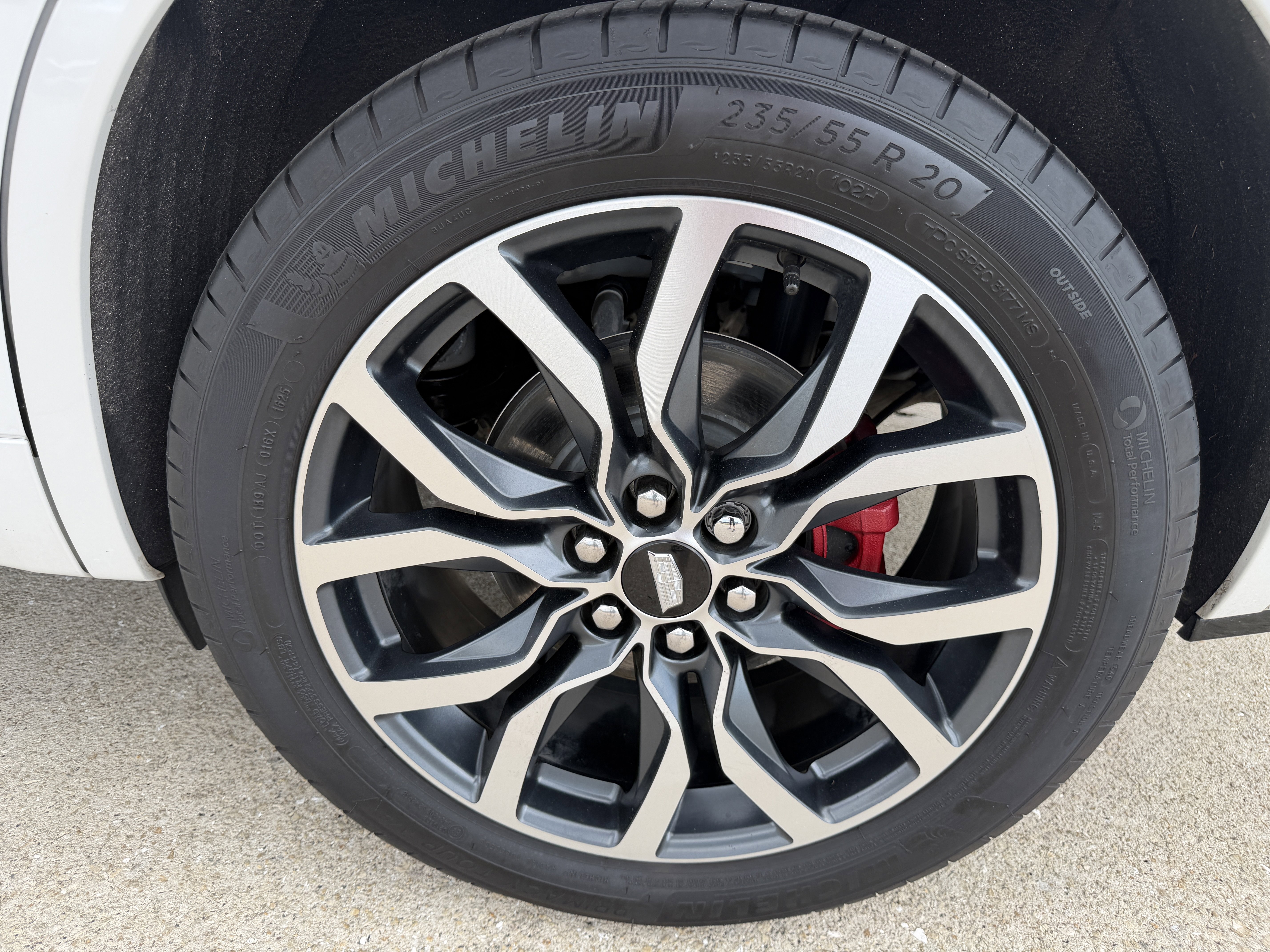 Certified 2025 Cadillac XT6 Sport w/ Technology Package image 35