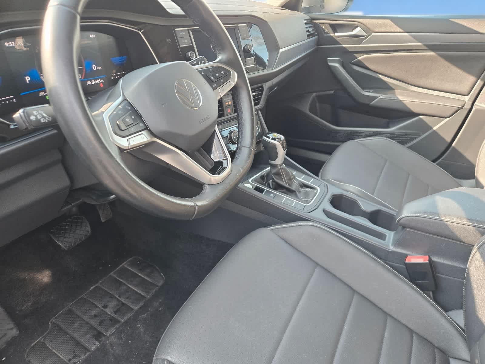 Certified 2024 Volkswagen Jetta SE FWD image 14