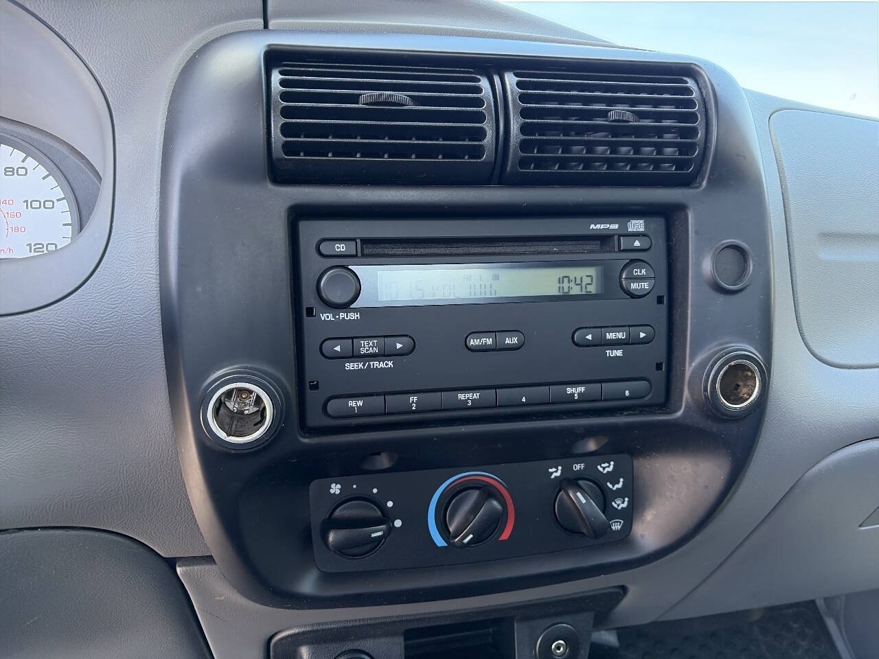 Used 2011 Ford Ranger Sport RWD image 30