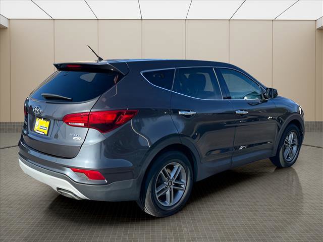 Used 2018 Hyundai Santa Fe Sport image 3