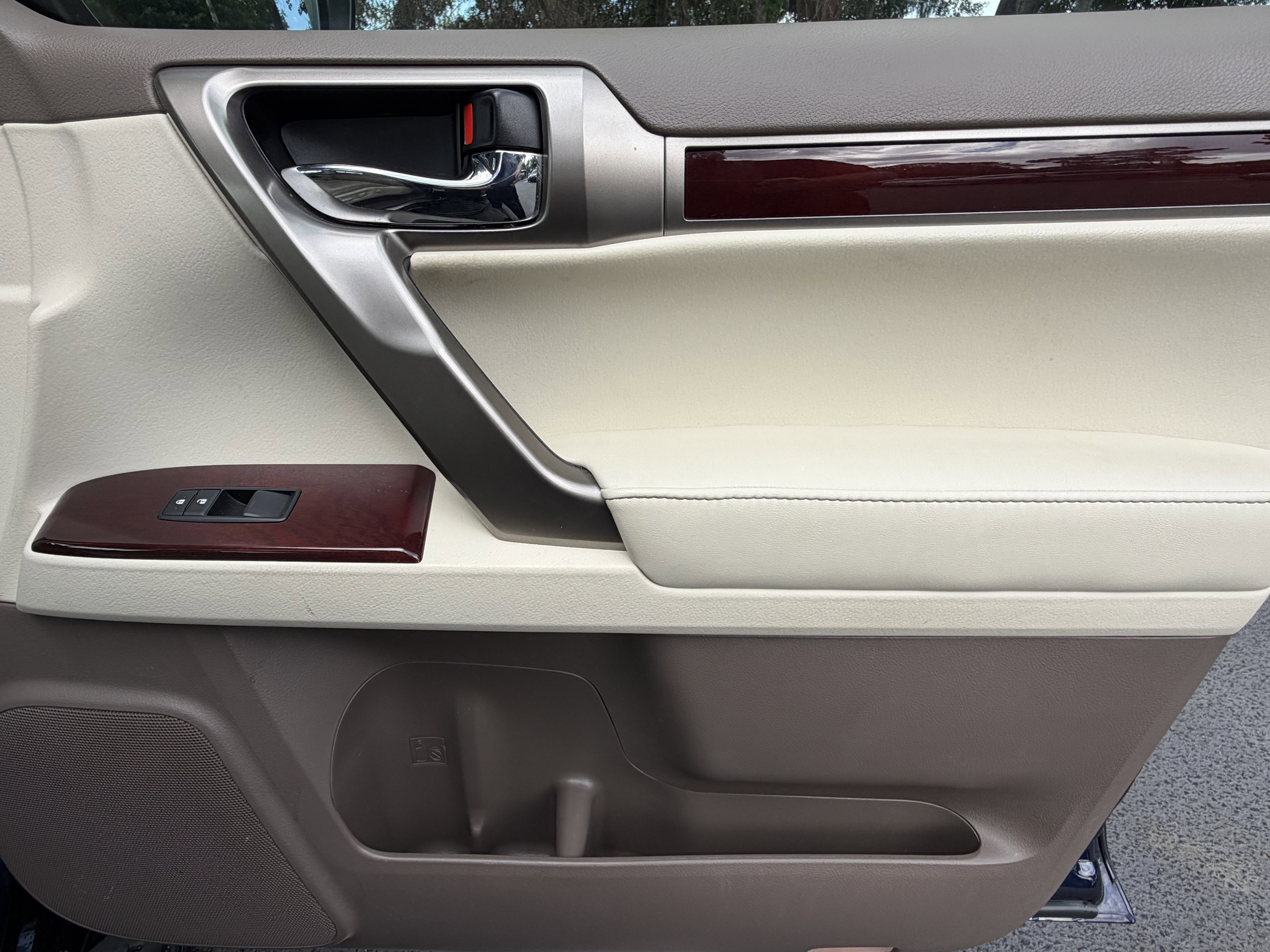 Used 2019 Lexus GX 460 Premium AWD/4WD image 43