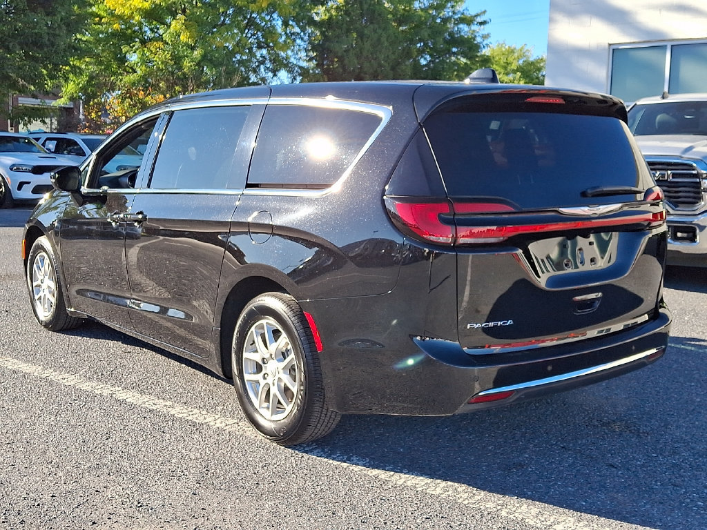 Certified 2026 Chrysler Pacifica Select FWD image 7