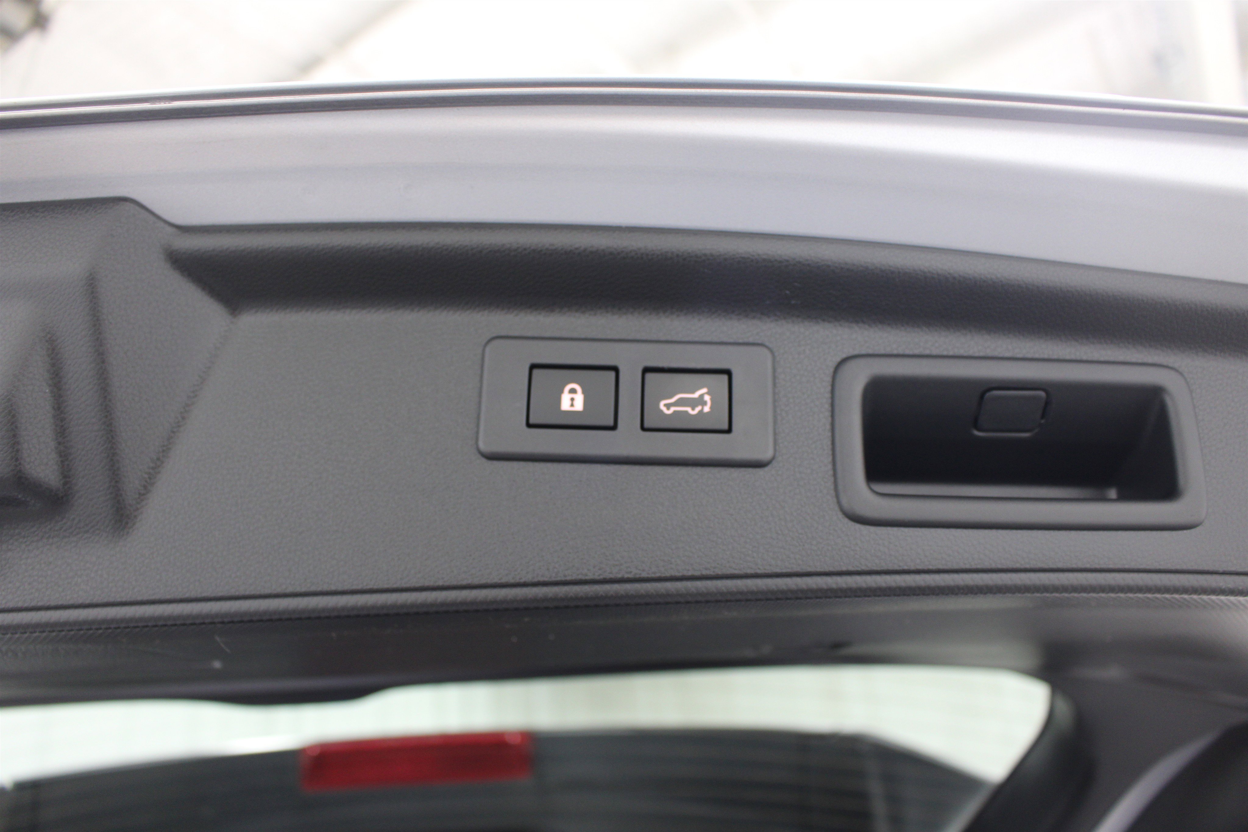 Used 2022 Subaru Forester Premium AWD/4WD image 23