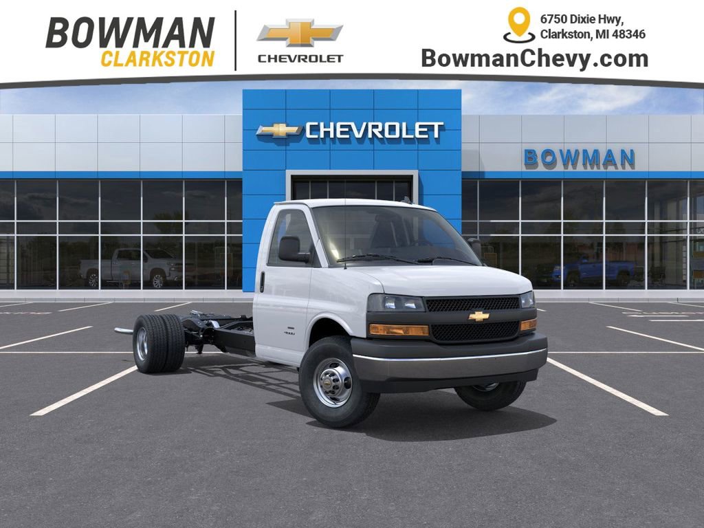 New 2025 Chevrolet Express 3500 w/ Power Convenience Package