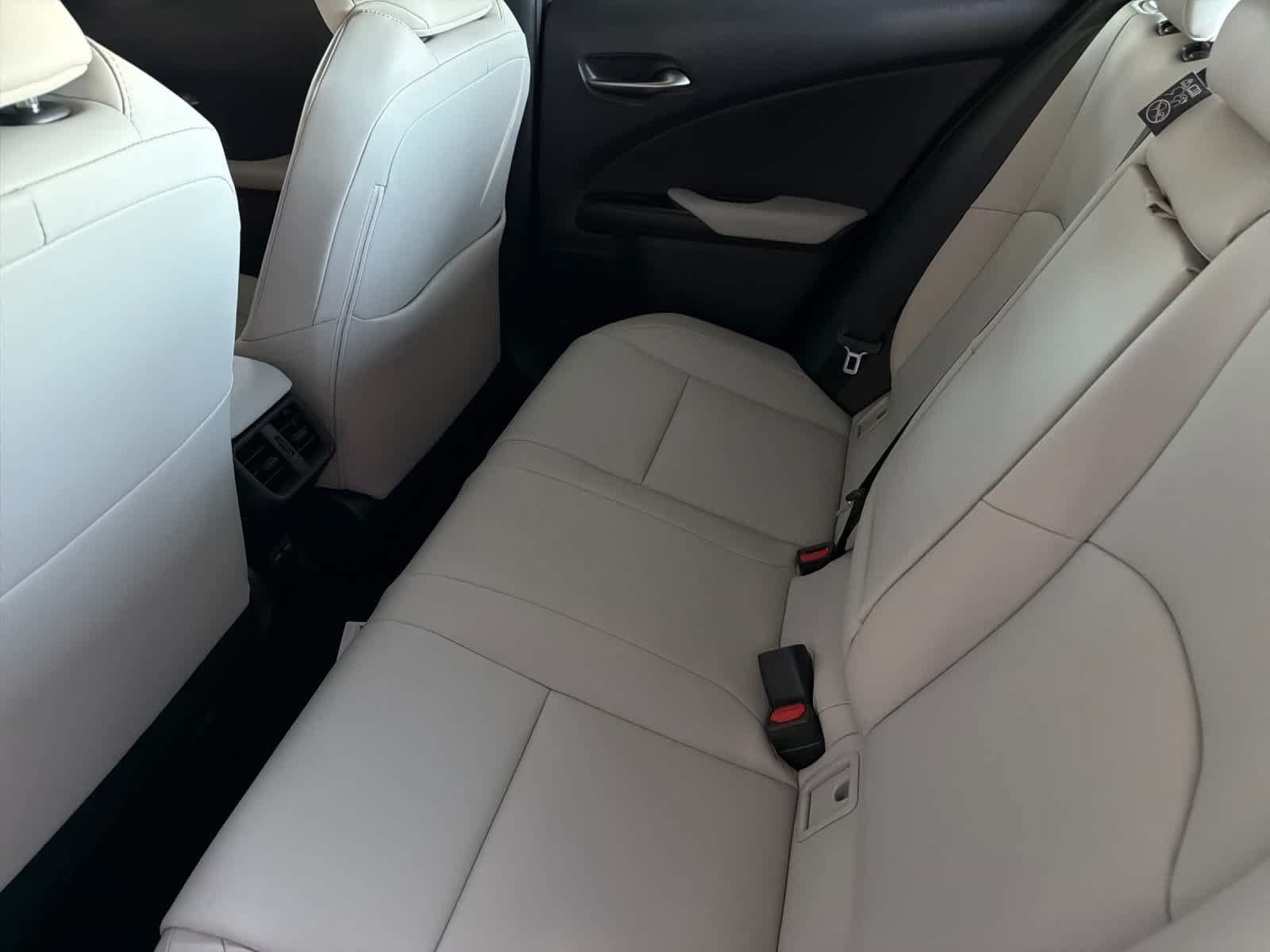New 2026 Lexus UX 300h FWD w/ Accessory Package (Z2) image 4