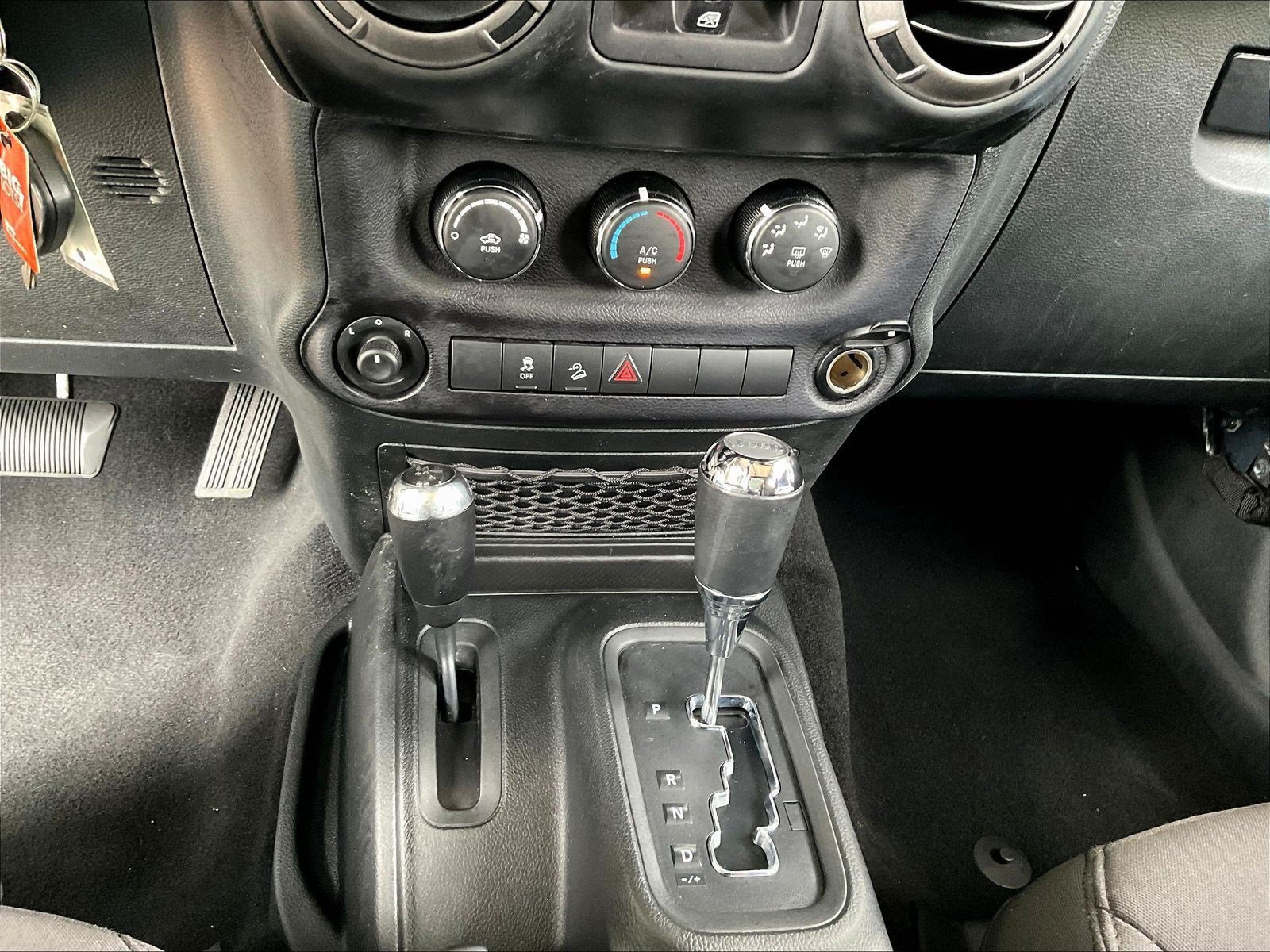 Used 2017 Jeep Wrangler Unlimited Sport w/ Quick Order Package 24S AWD/4WD image 14