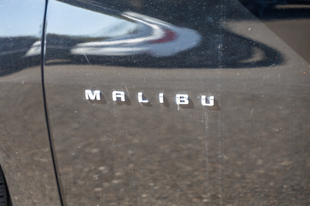 Used 2020 Chevrolet Malibu LT FWD image 15