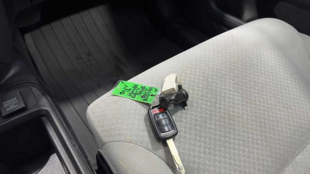 Used 2016 Honda CR-V SE image 26