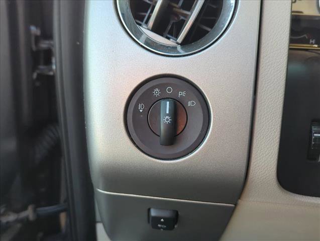 Used 2014 Ford Expedition Limited w/ Equipment Group 301A image 12
