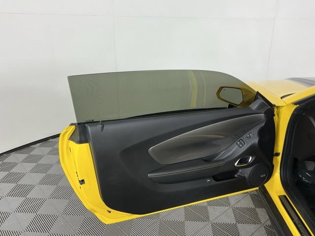 Used 2010 Chevrolet Camaro SS w/ LPO, Ground Effects Package RWD image 11