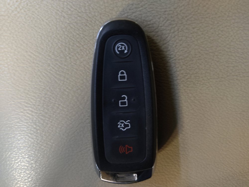 Used 2014 Ford Flex Limited w/ Equipment Group 301A FWD image 32