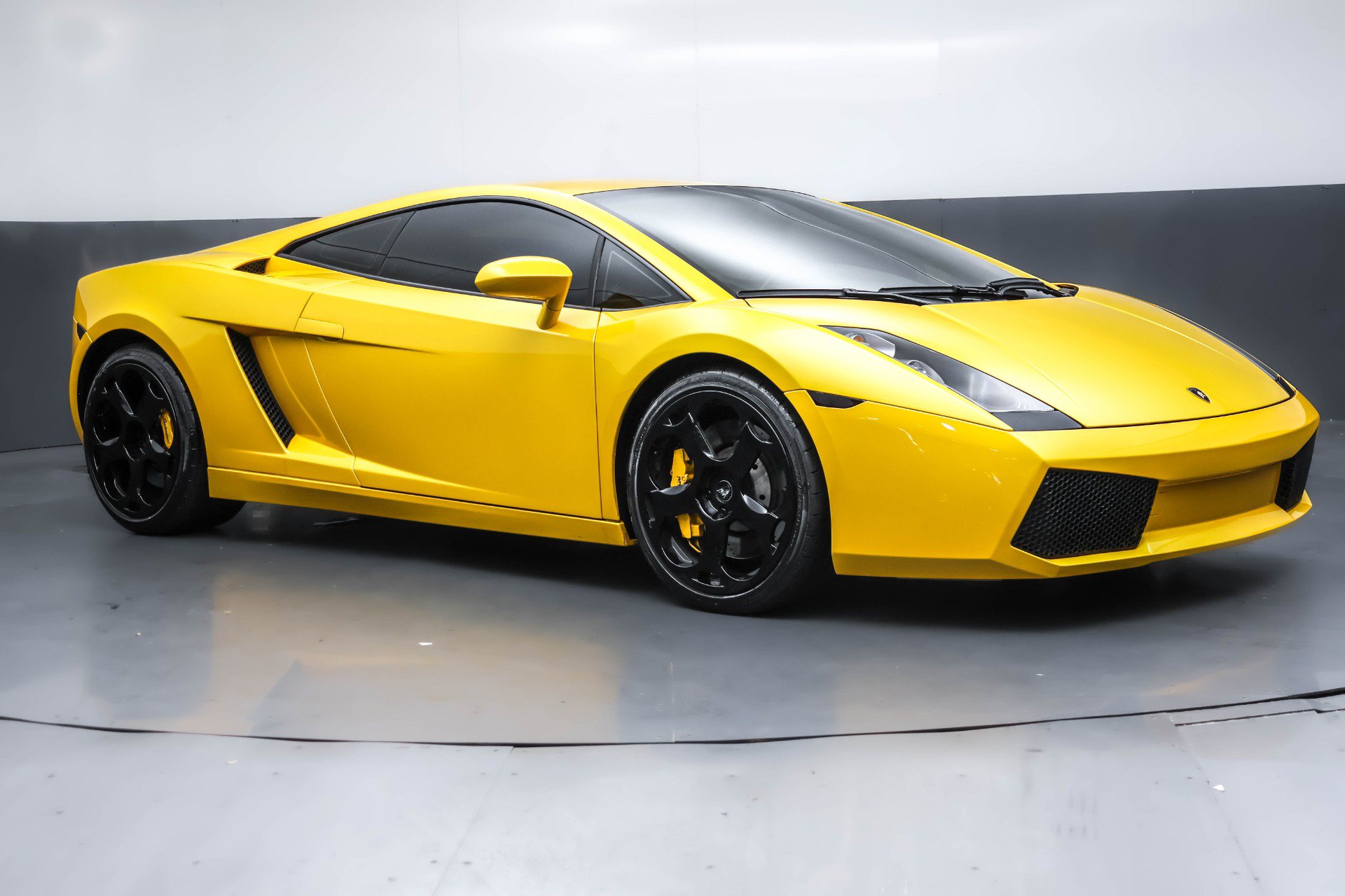 Used 2004 Lamborghini Gallardo AWD/4WD image 4