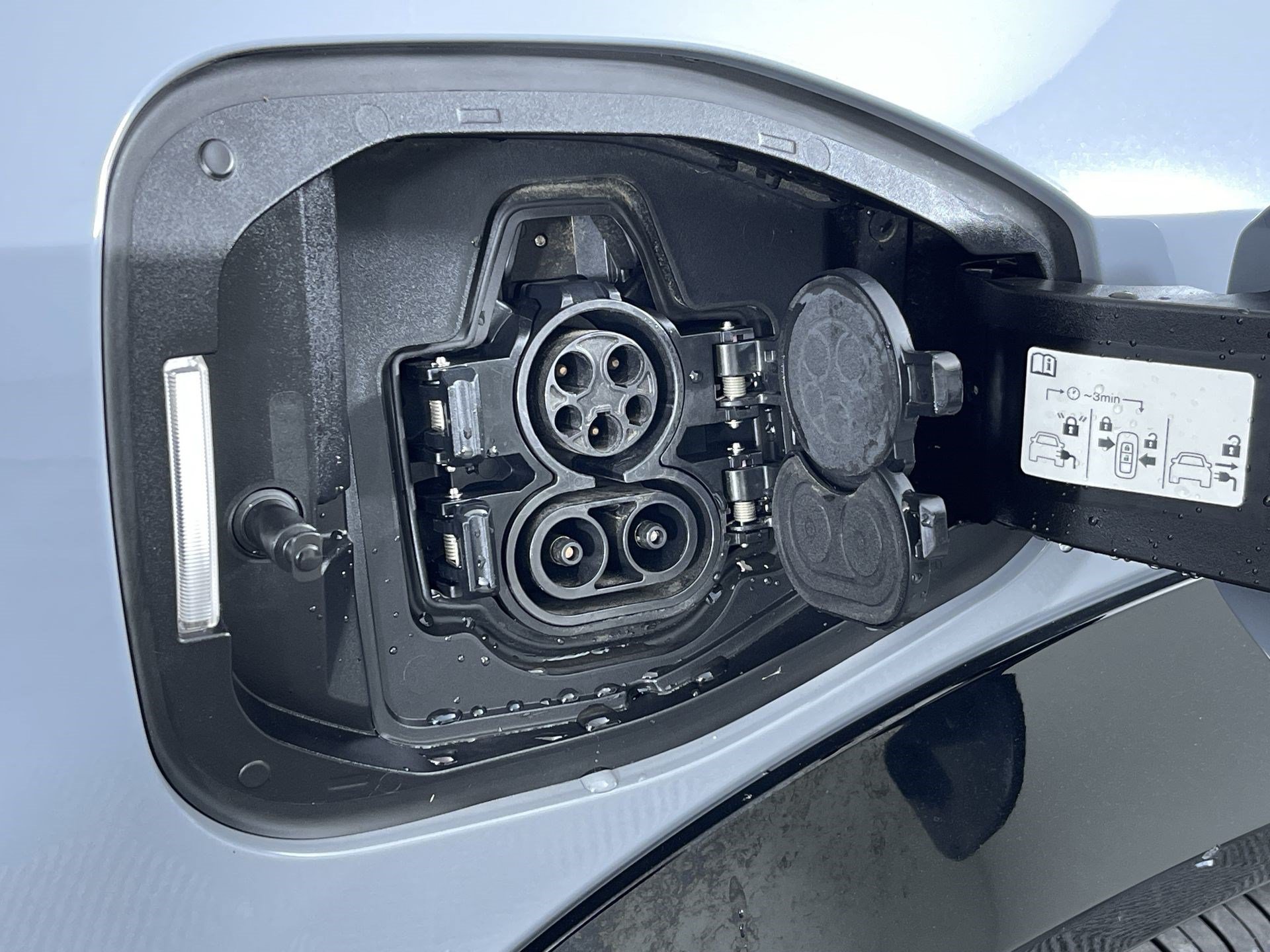 Certified 2024 Nissan Ariya AWD image 29
