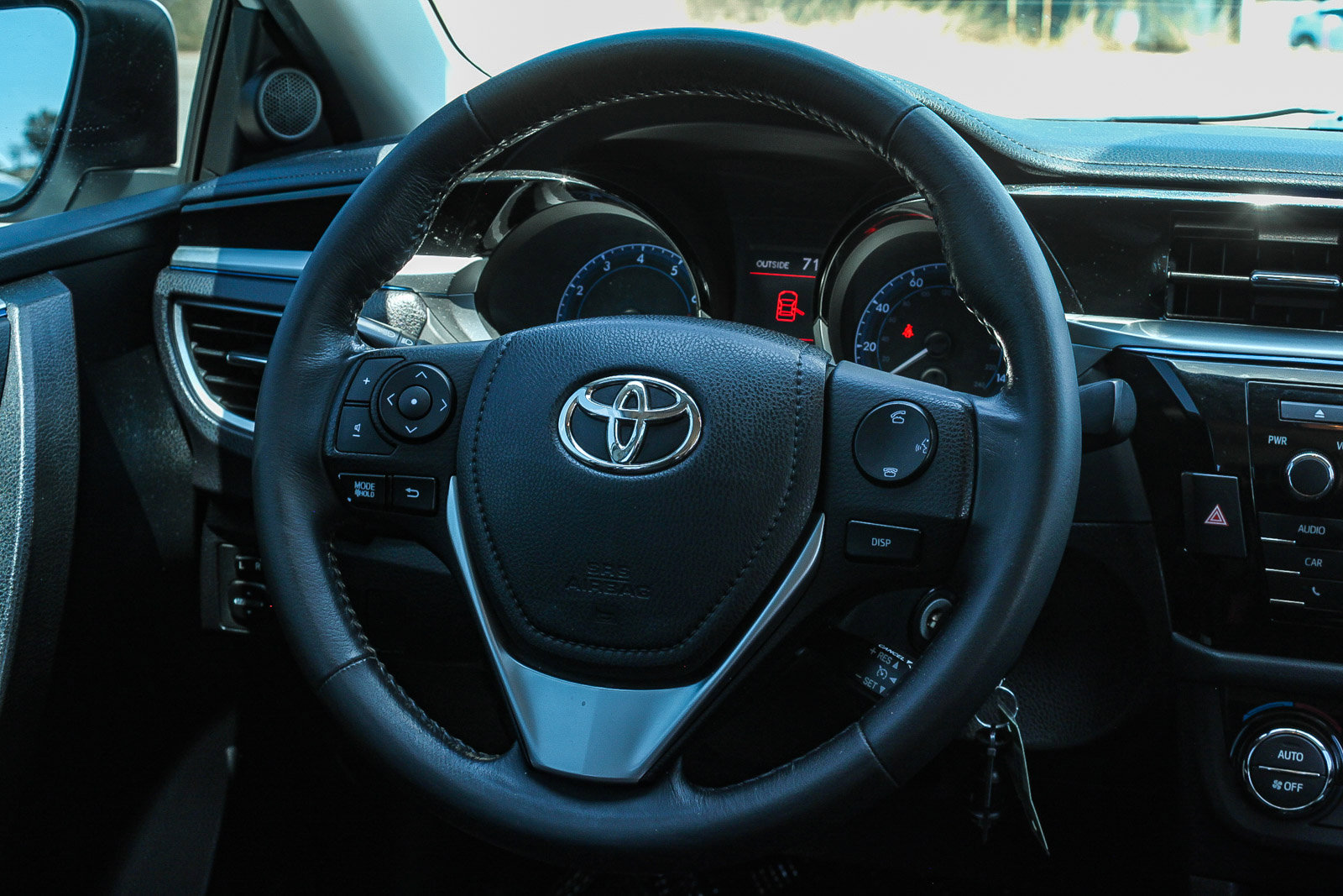 Used 2016 Toyota Corolla S FWD image 17