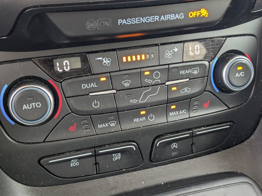 Used 2020 Ford Transit Connect XLT FWD image 20