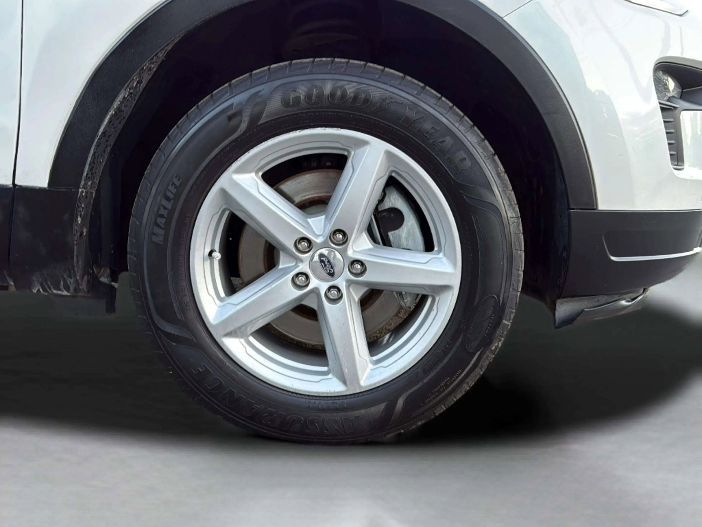 Used 2018 Ford Explorer XLT w/ Equipment Group 202A image 37