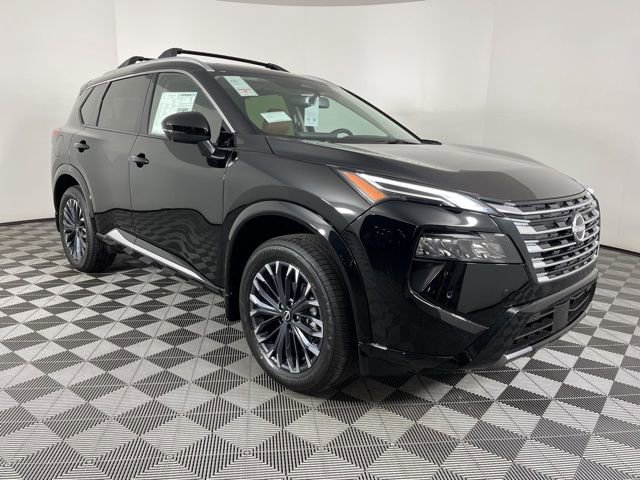 New 2026 Nissan Rogue Platinum image 2