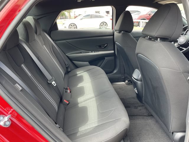 Used 2025 Hyundai Elantra Sport FWD image 26