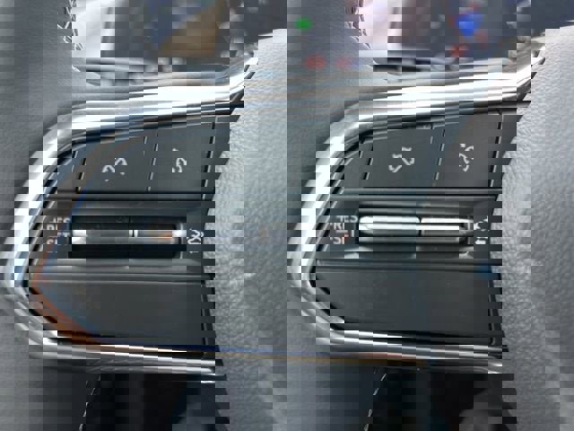 New 2025 Chevrolet Equinox EV LT image 23