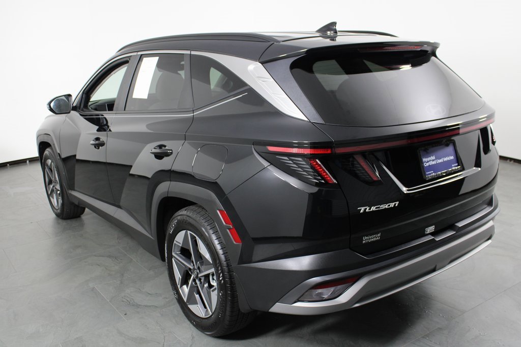 Certified 2025 Hyundai Tucson SEL image 3