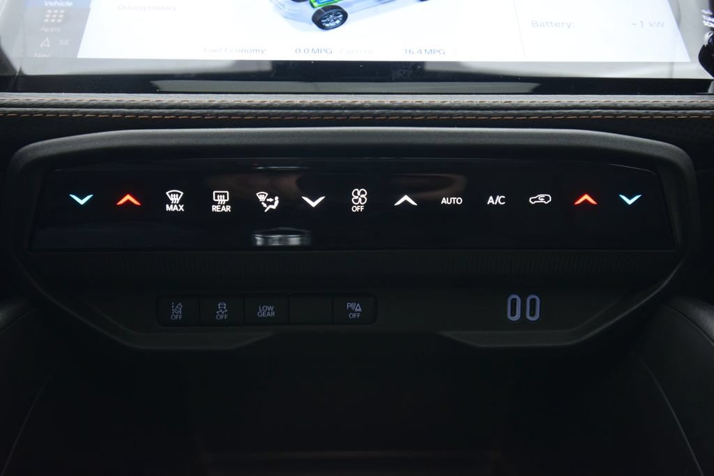 New 2026 Jeep Cherokee Overland AWD/4WD image 24