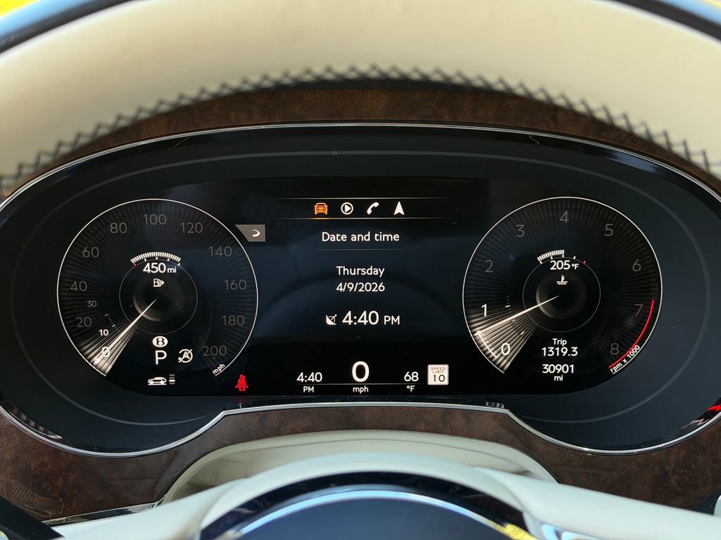 Certified 2021 Bentley Bentayga AWD/4WD image 20