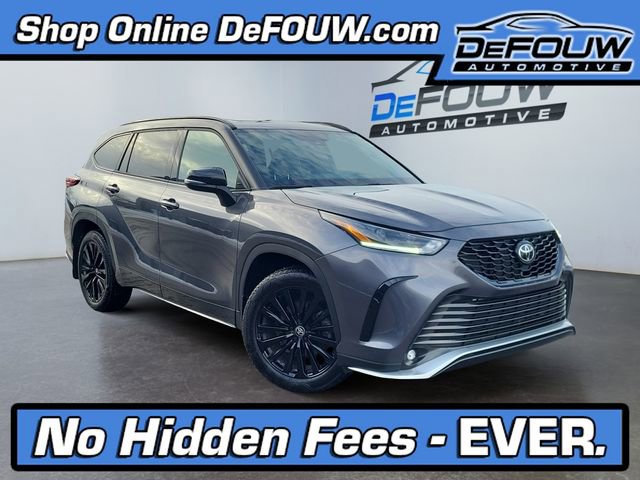 Used 2024 Toyota Highlander XLE