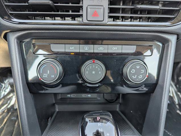 New 2026 Volkswagen Taos S image 19