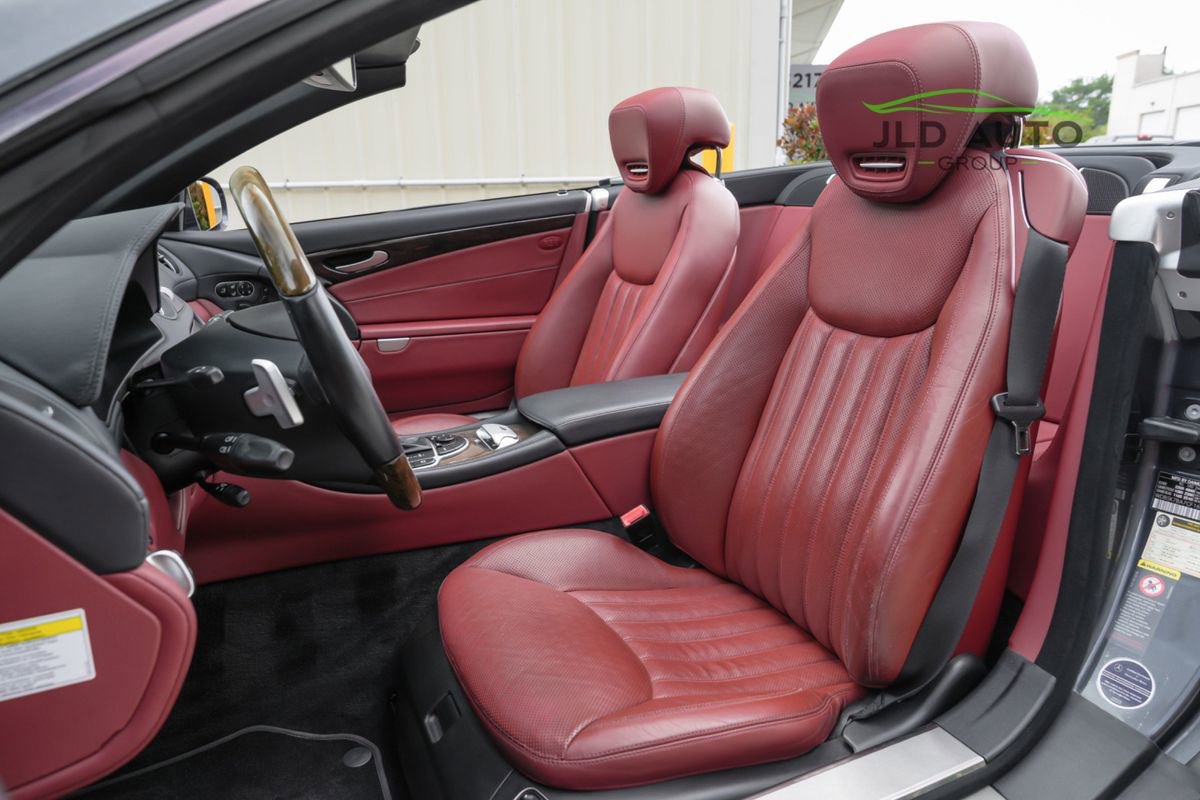 Used 2012 Mercedes-Benz SL 550 image 15