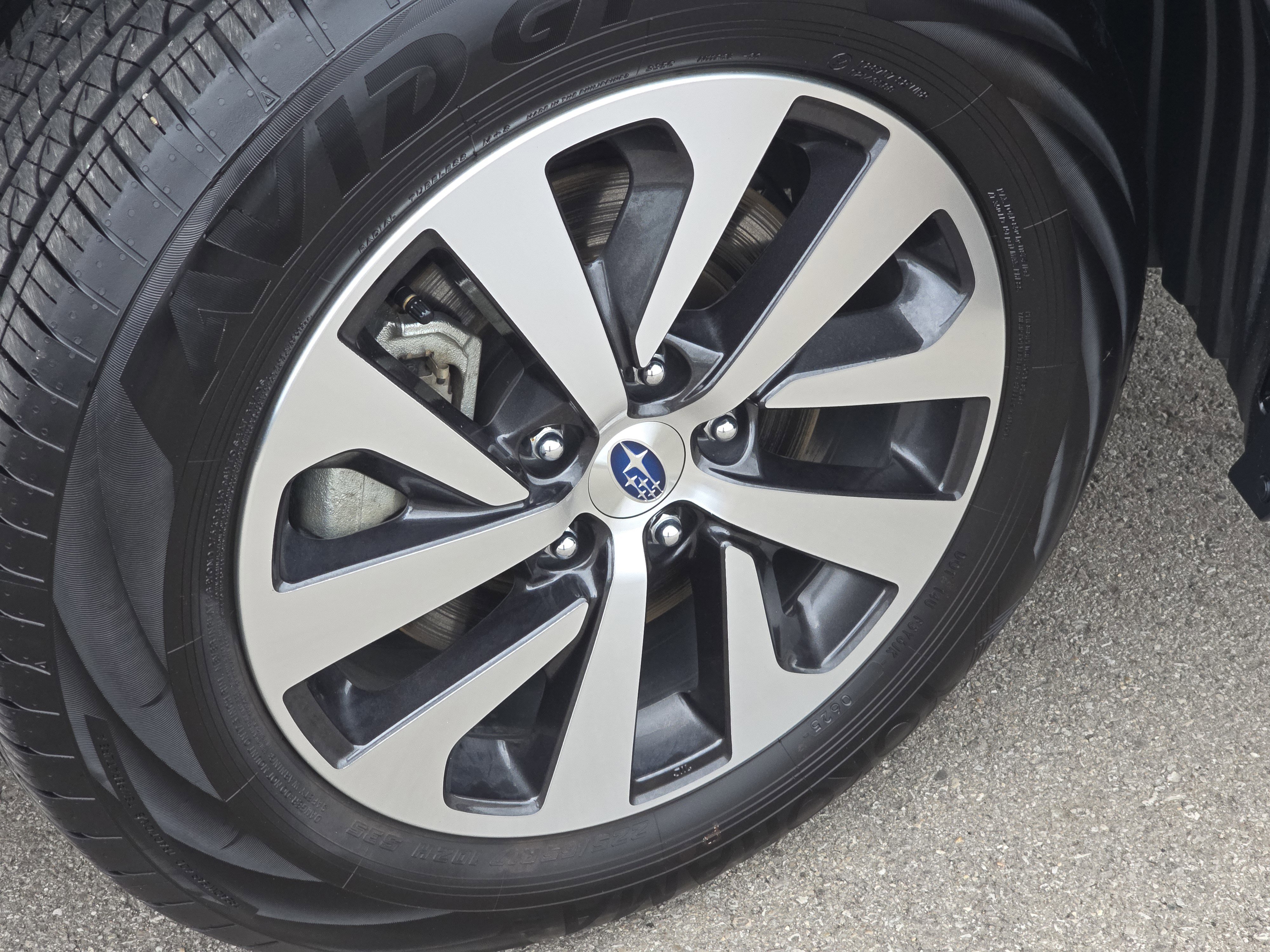 Certified 2025 Subaru Outback Premium w/ Popular Package #1A image 13