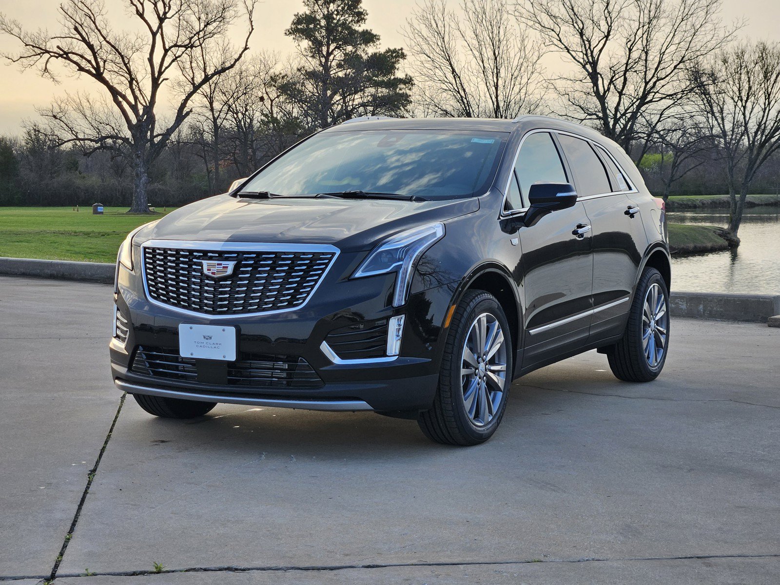 New 2026 Cadillac XT5 Premium Luxury w/ Driver Assist Package FWD image 2