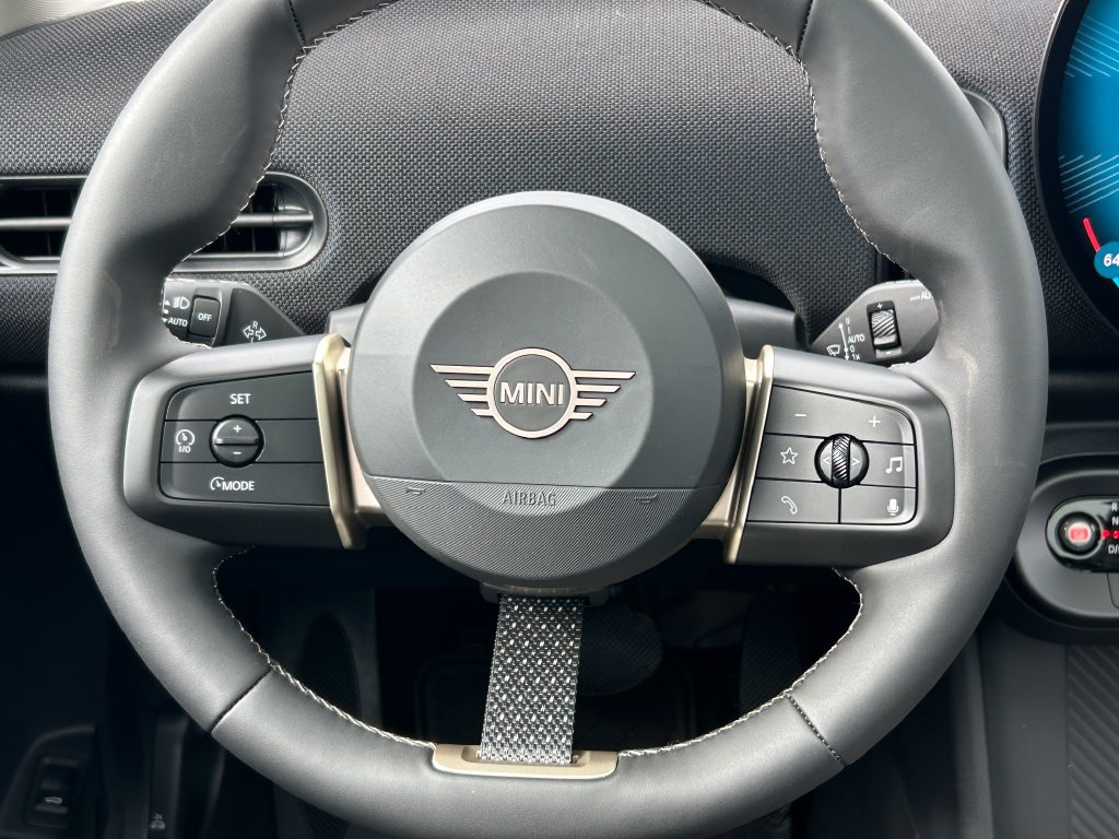 New 2027 MINI Cooper 4-Door Hardtop FWD image 18