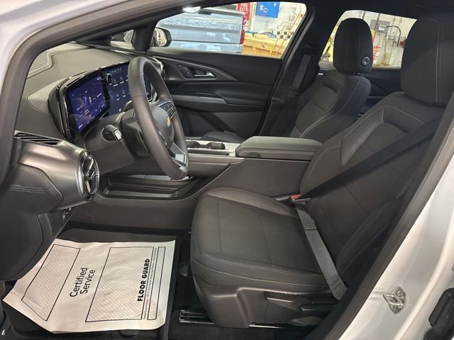 New 2026 Chevrolet Equinox EV LT FWD image 11