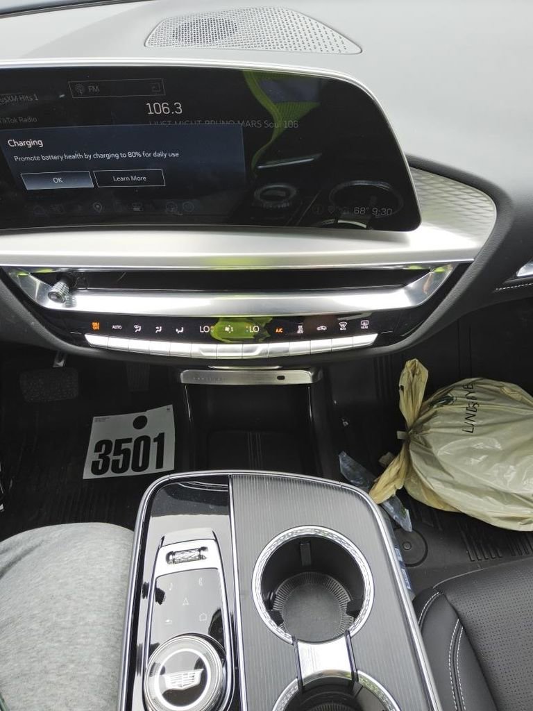 Used 2024 Cadillac Lyriq Sport w/ LPO, Floor Liner Package AWD/4WD image 7