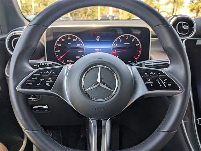 Used 2025 Mercedes-Benz GLC 300 image 28
