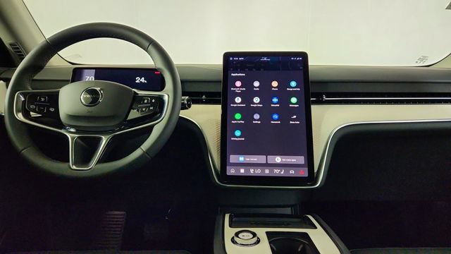 New 2026 Volvo EX90 Ultra AWD/4WD image 25