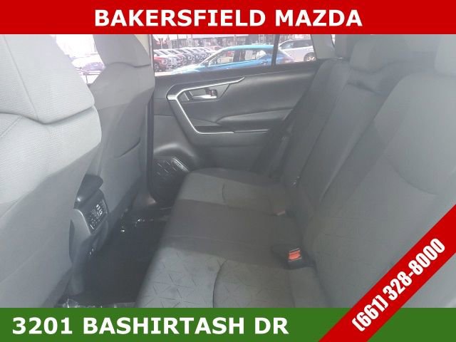 Used 2021 Toyota RAV4 XLE image 22