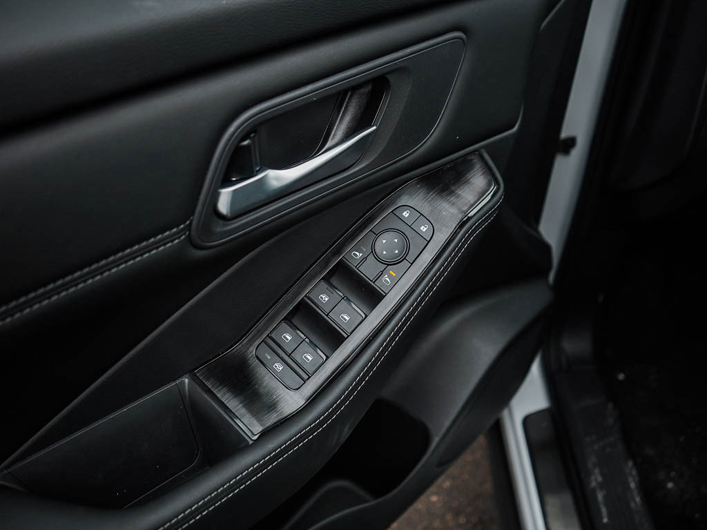 New 2026 Nissan Rogue SV image 19