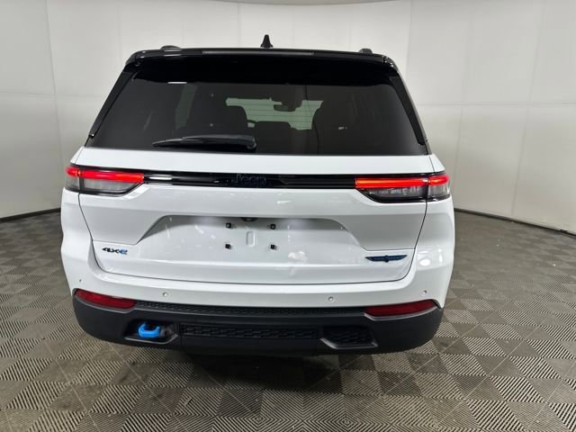 Used 2022 Jeep Grand Cherokee Trailhawk AWD/4WD image 4