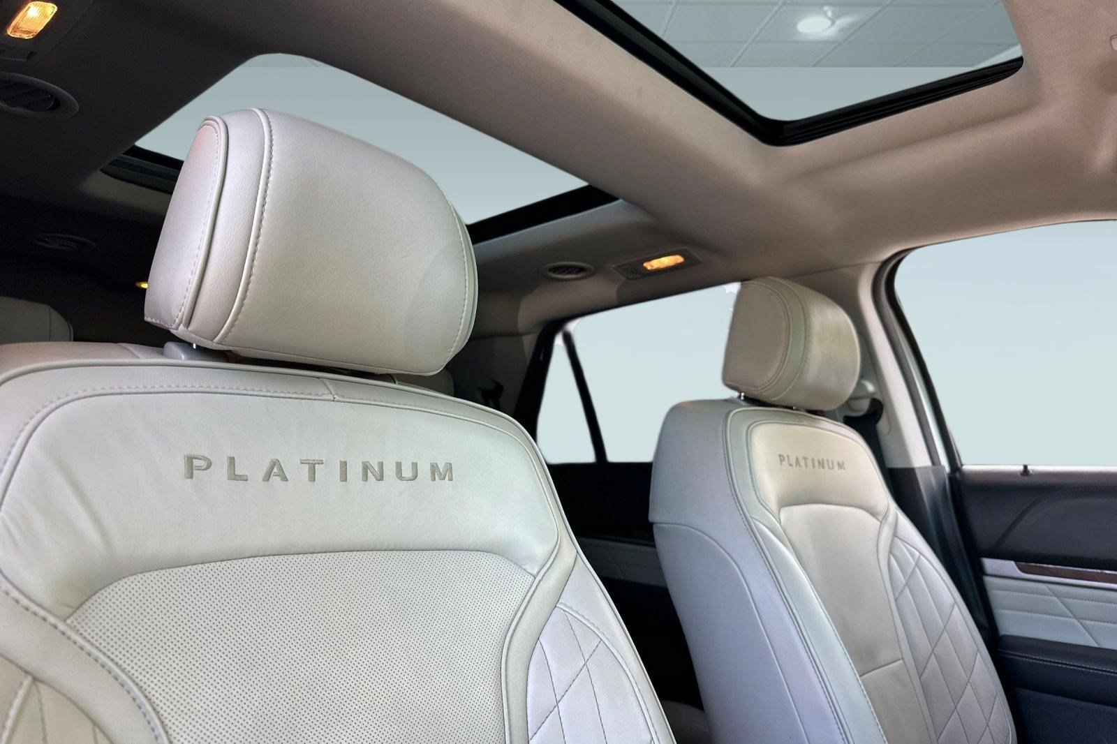 Used 2016 Ford Explorer Platinum AWD/4WD image 25