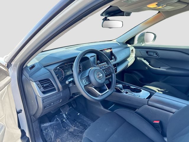 Used 2024 Nissan Rogue S FWD image 9