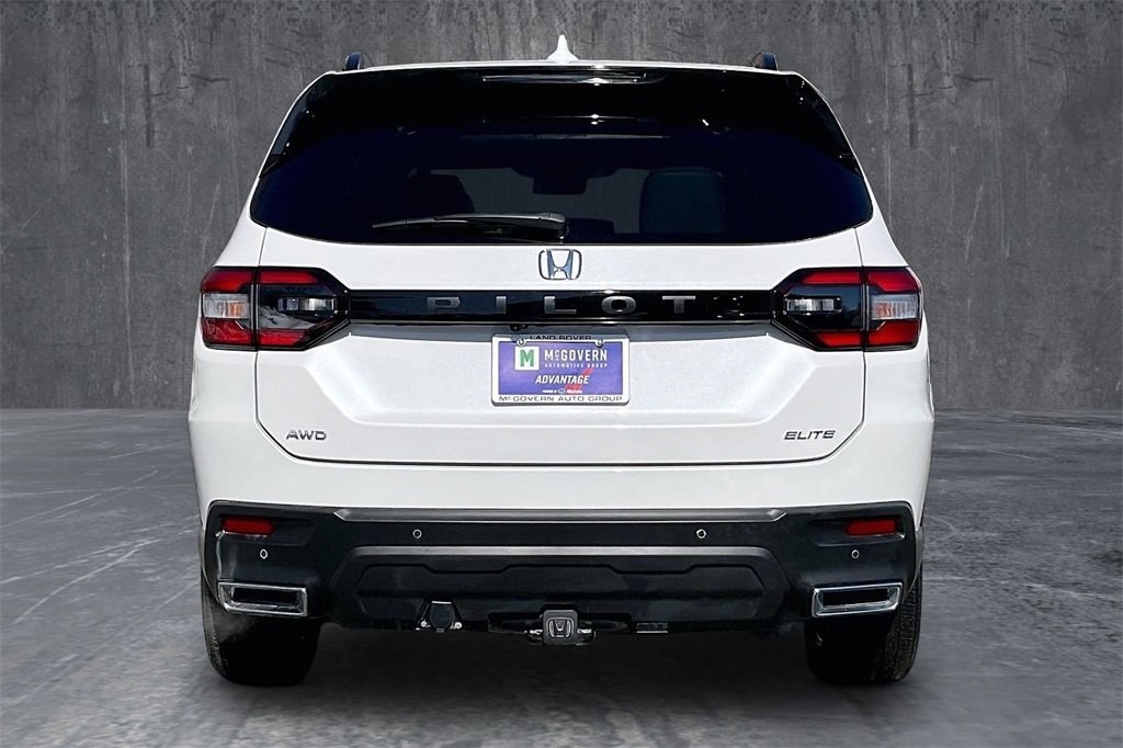 Used 2024 Honda Pilot Elite image 5